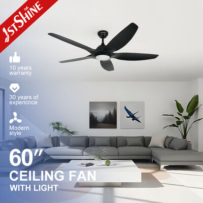 Qualität 60 Zoll Flüsterleiser DC Deckenventilator mit 6 Geschwindigkeitsstufen und Fernbedienung Fabrik